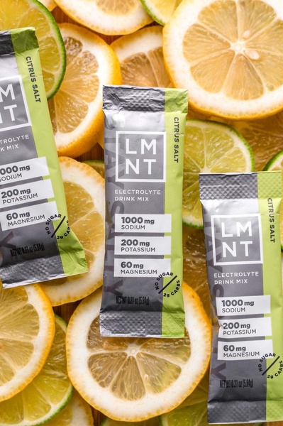 electrolyte drink mix, electrolyte powder, hydration powder, electrolyte packets, sports drink mix, electrolyte supplement, product launch, brand awareness, flat lay, fresh, energetic, yellow, green, neutral